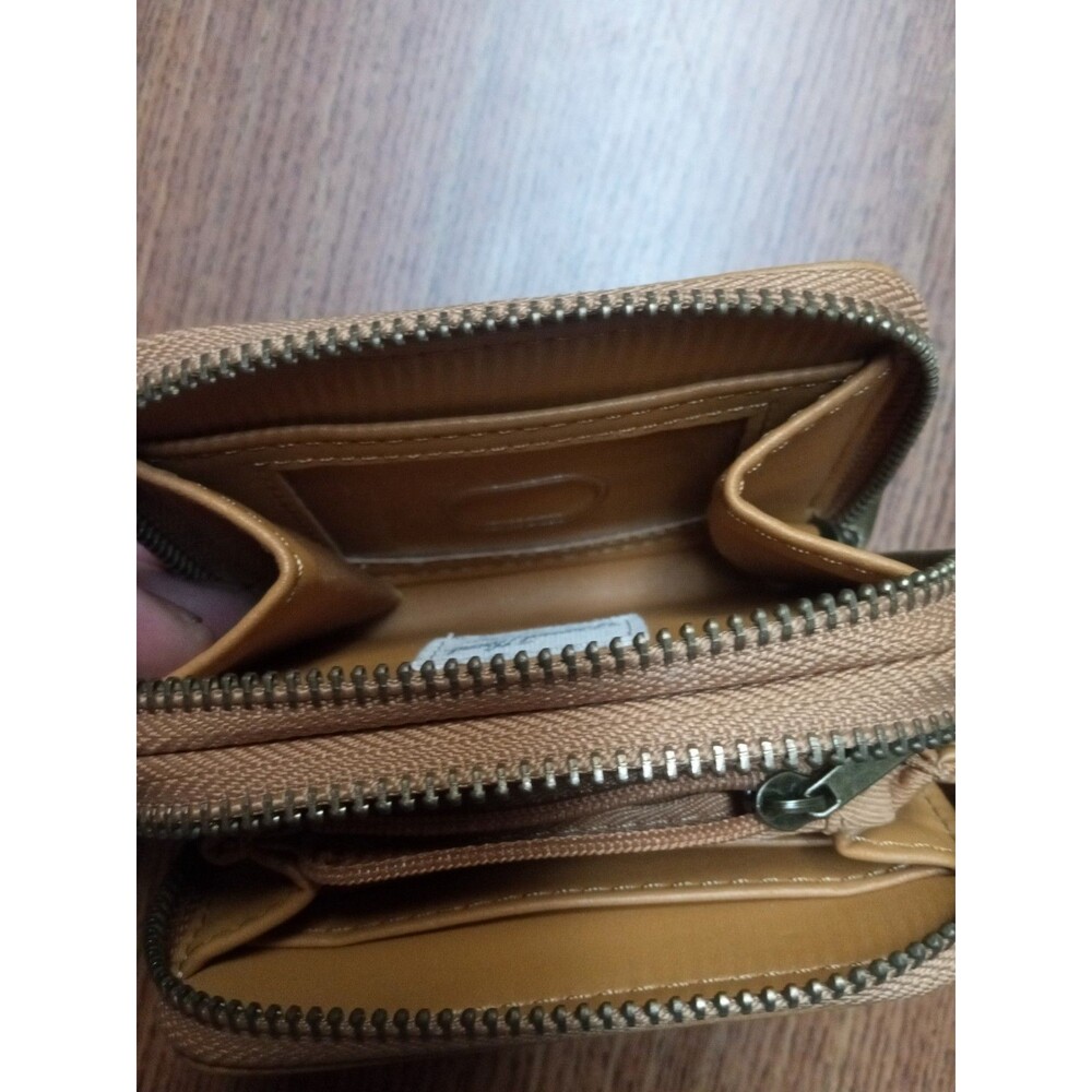 Universal Threads Card Wallet - Picture 5 of 8